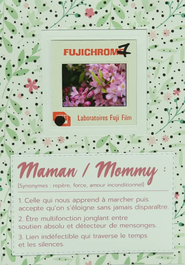 Carte faite main en France avec une diapositive de fleurs pour célébrer les mamans